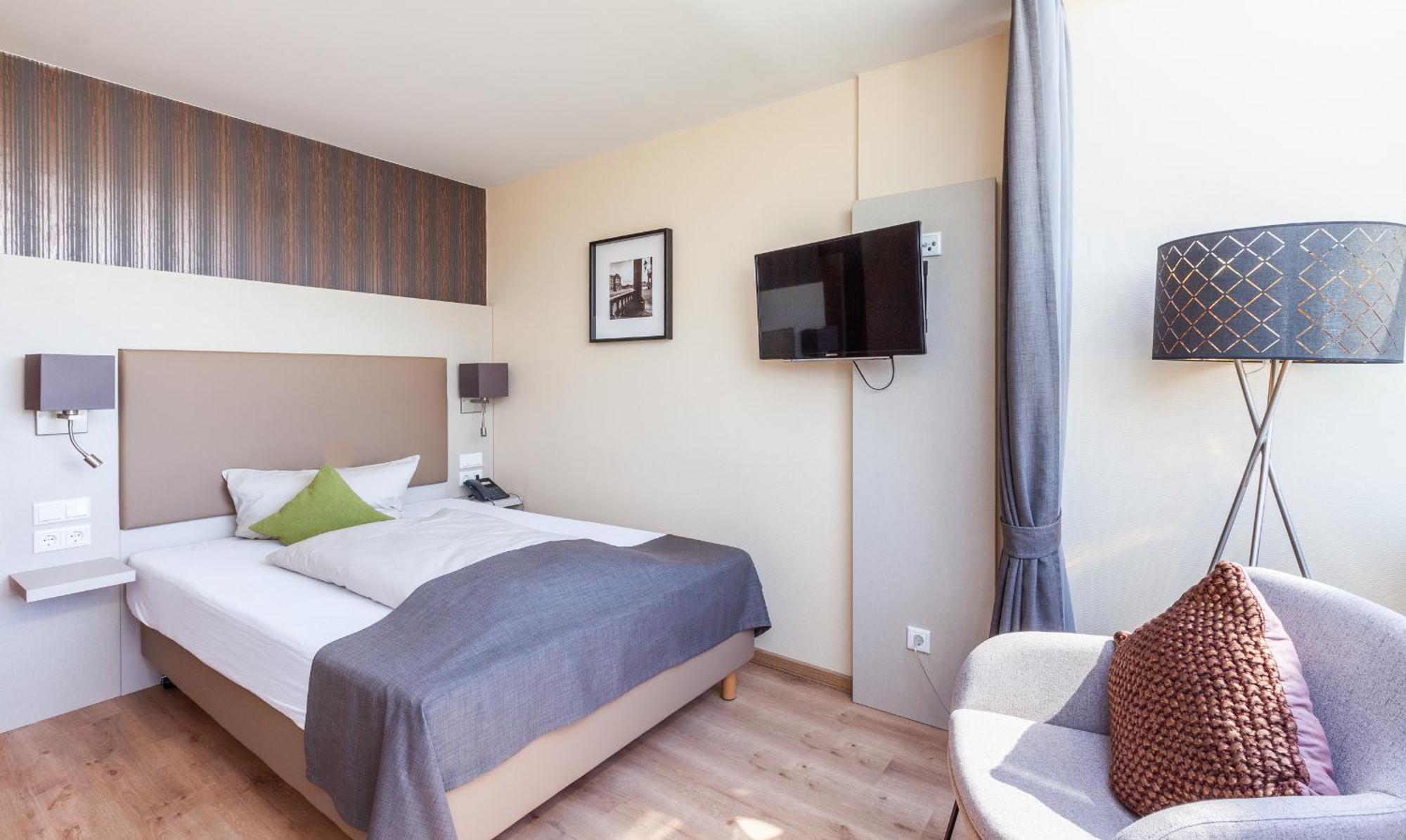 Hotel Wittelsbacher Hoeh فورتسبورغ المظهر الخارجي الصورة